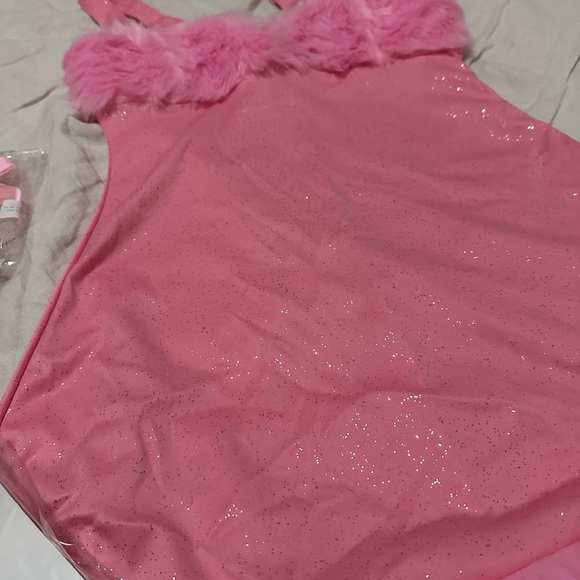 Femme Fatale Halloween Costume - Picture 2 of 5